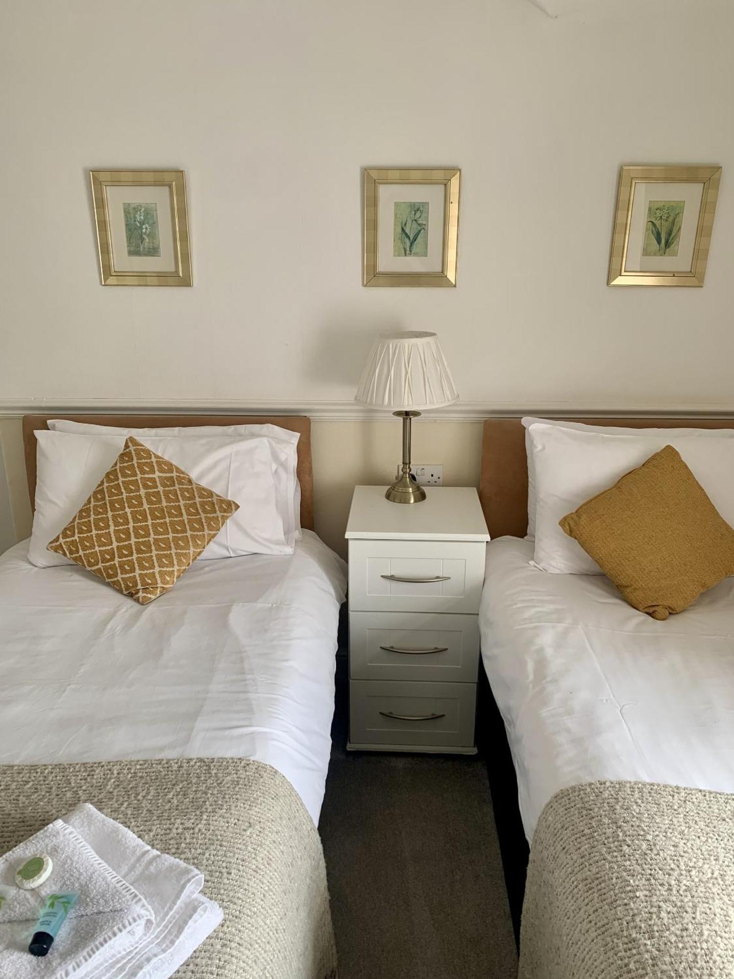 Seaclyffe Hotel Ltd Λαντούντνο Δωμάτιο φωτογραφία